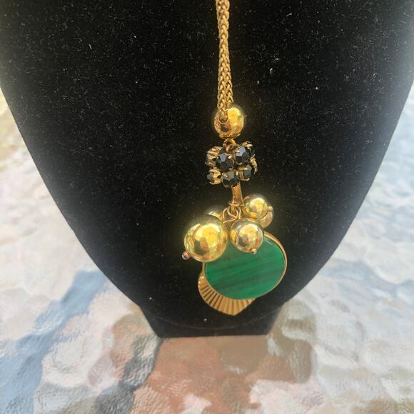 Ann Taylor EUC Vintage Women's Gold Tone Multi Pendant Statement Necklace - Picture 3 of 4